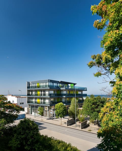 Property building, Day, Natural landscape