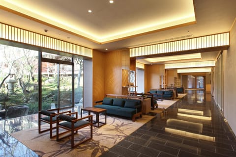 Lobby or reception, Internal: Not applicable to any particular room