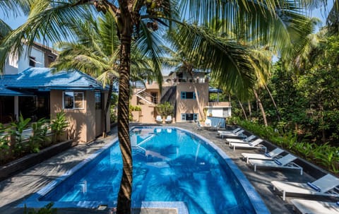 Bedroom, Swimming pool, Swimming pool