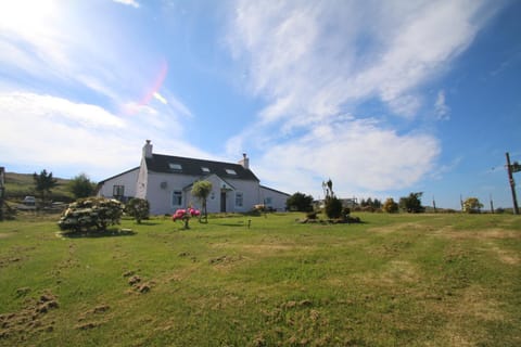 Arle Farmhouse House in Scotland