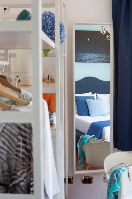 Bed, Bedroom, wardrobe