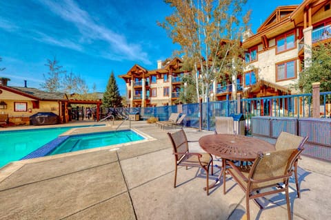 EagleRidge Lodge and Townhomes House in Steamboat Springs