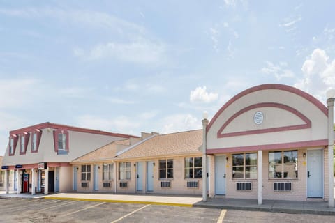 Property building, On site