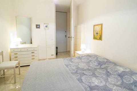 Galilei61 - 3 camere, 2 bagni, garage e vista mare Apartment in Sanremo