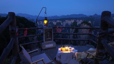 Nearby landmark, Natural landscape