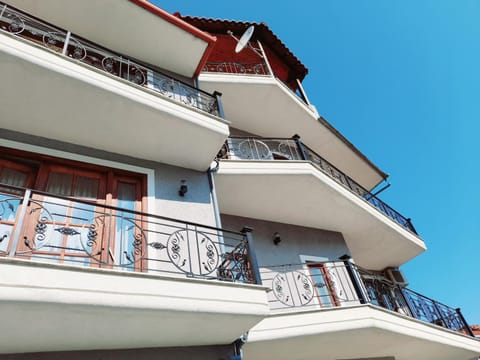 Property building, Balcony/Terrace