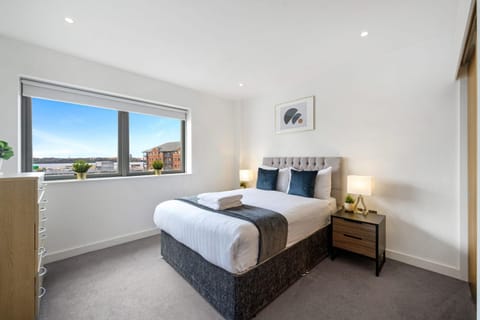Host & Stay - Waterfront View Apartment in Liverpool