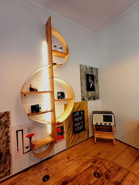 Living room, Decorative detail