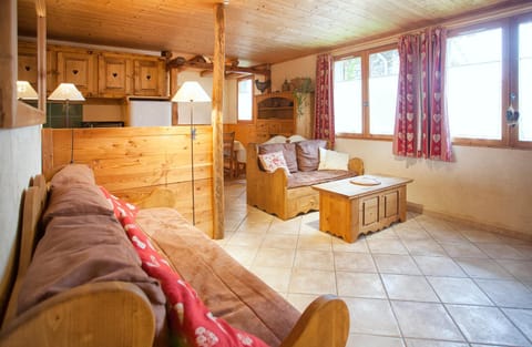 Lounge or bar