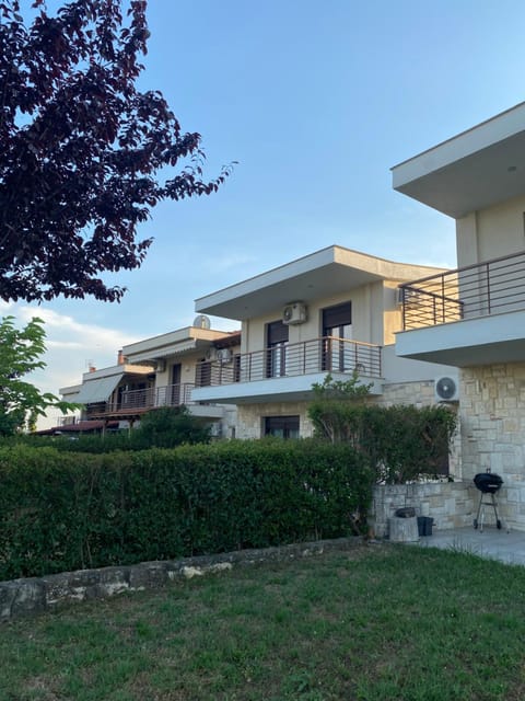 Aelia Villa House in Halkidiki