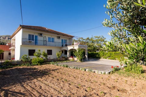 Apartments SILVA Apartment in Trogir