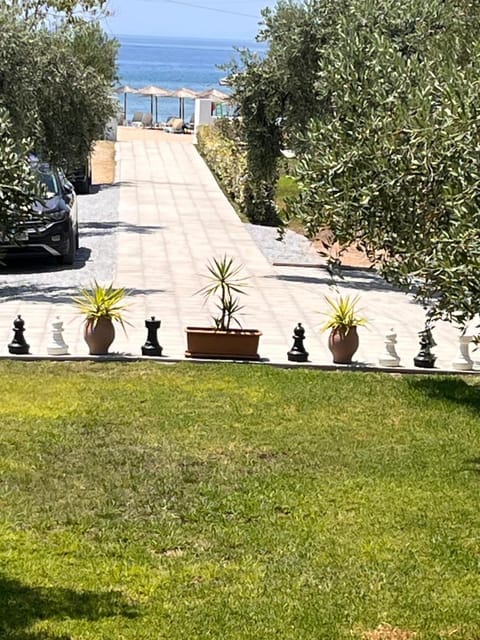 Sissy's Suites San Antonio Beach Potos Thassos Apartment in Thasos