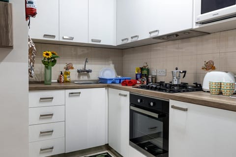 Seaside Flat with Scenic Country Views Apartment in Malta