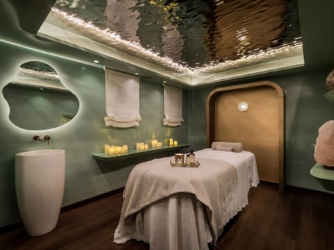 Bed, Massage, Sauna, Steam room, Spa and wellness centre/facilities, Photo of the whole room, towels