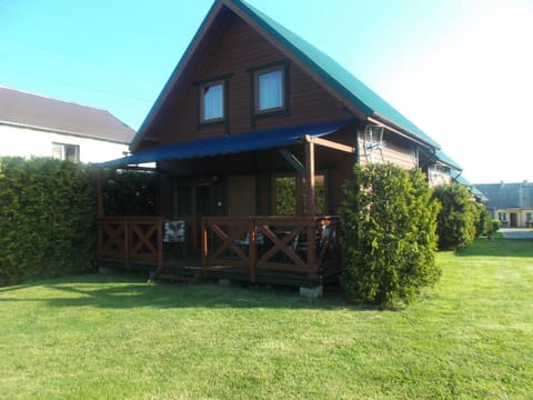 Facade/entrance, Floor plan