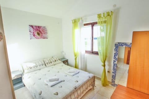 Mikelic Stara Barbariga Bed and Breakfast in Peroj