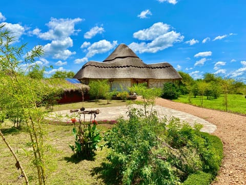 Restaurant/places to eat, Garden, Lobby or reception
