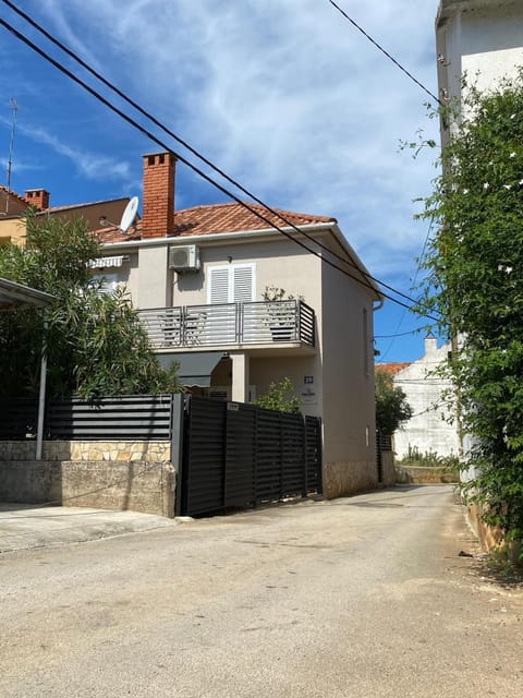 Apartmani Casa Calle Apartment in Zadar County