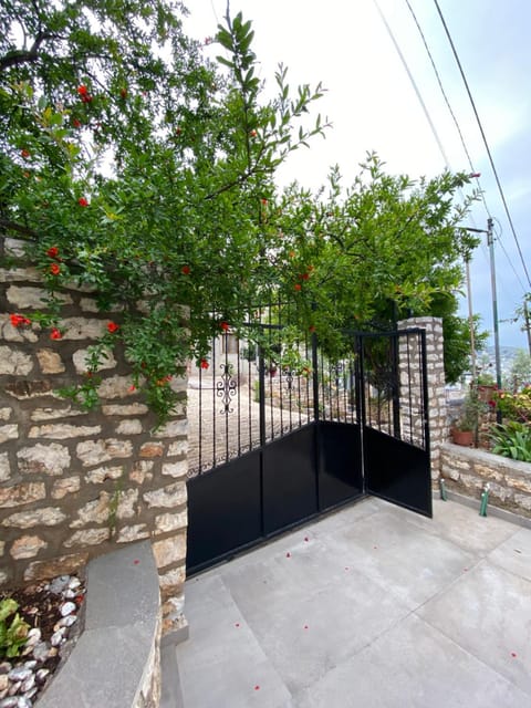 Eli's Home Apartment in Sarandë