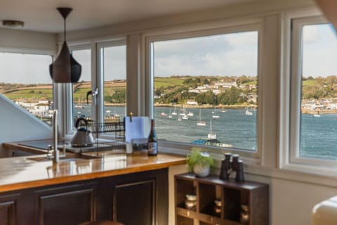 Star & Garter Apartment in England