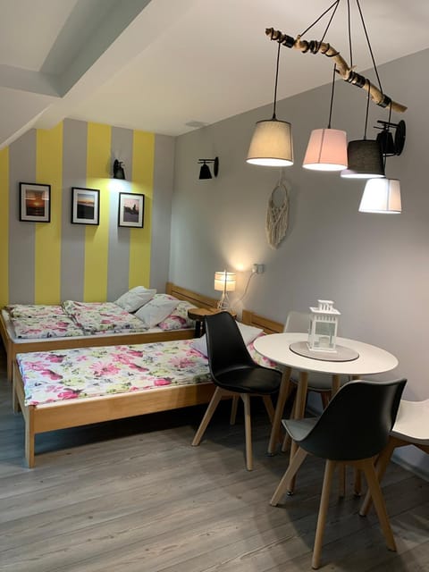 Photo of the whole room, Seating area, Bedroom