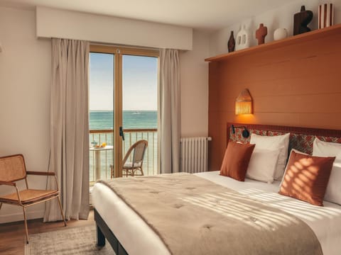 Bedroom, Sea view