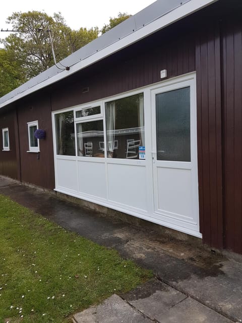 19 Chalet Bucklands , Bideford Holiday Park. Chalet in Bideford Bay Holiday Park