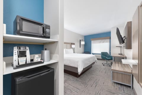 Holiday Inn Express and Suites Granbury by IHG Hotel in Granbury