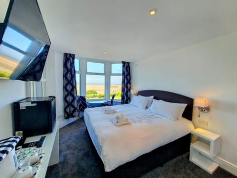The Kerswell Hotel Sea Front Bed and Breakfast in Morecambe