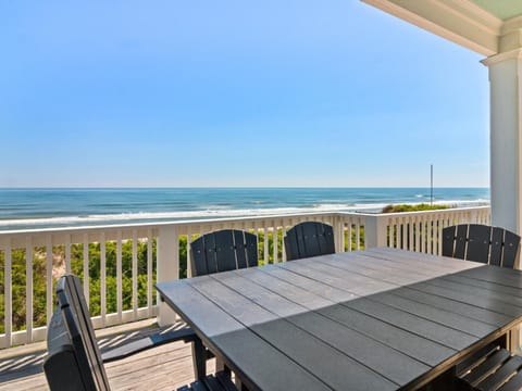 1611 - The Salted Rim Retreat House in Corolla