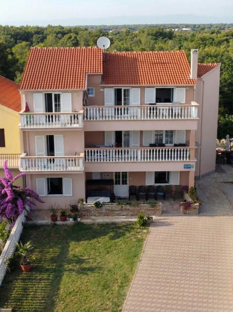 Apartment Mladen Apartment in Biograd na Moru