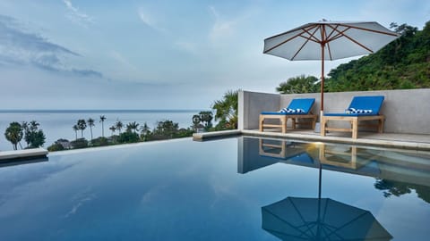 Garden view, Sea view, Swimming pool