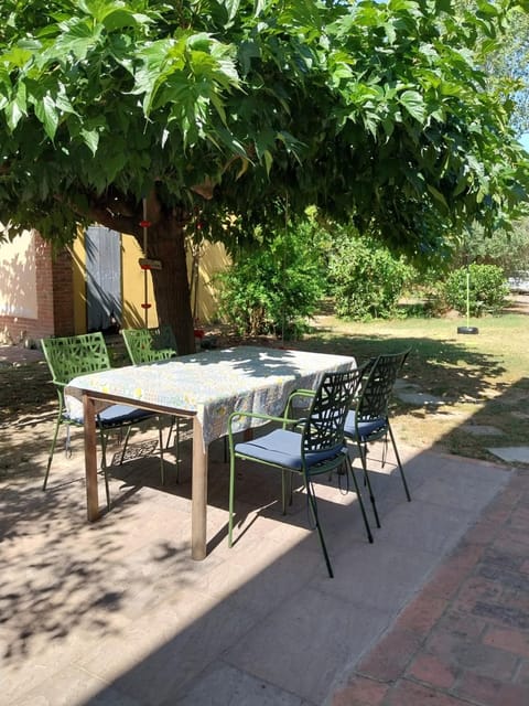 Garden, Dining area, Garden view
