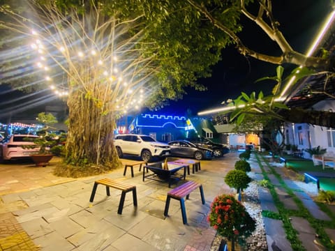 Patio, Garden view, Parking