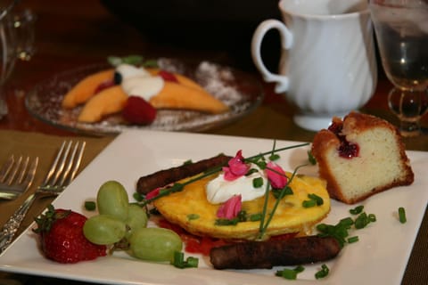 Food and drinks, Food