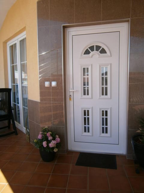 Beautiful holiday apartment Sanela for relaxed vacation Bed and Breakfast in Šibenik-Knin County, Croatia