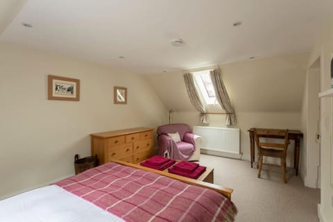 Old Leckie Farmstay Apartment in Scotland