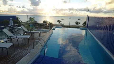 Pool view, Sea view, Swimming pool, Swimming pool, Sunrise