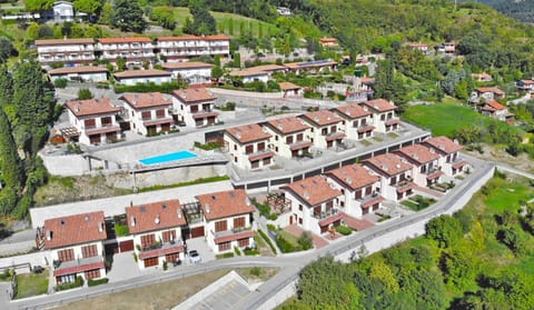 Facade/entrance, Bird's eye view, Pool view