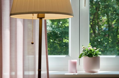 Photo of the whole room, Decorative detail