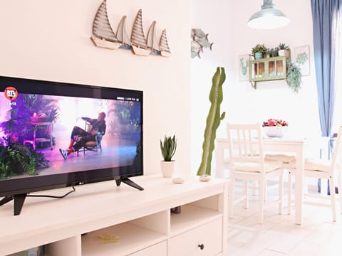 TV and multimedia, Seating area