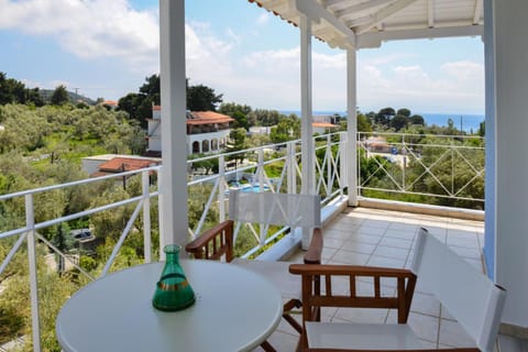 View (from property/room), Balcony/Terrace, Sea view
