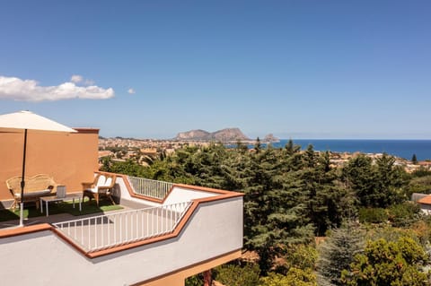 Balcony/Terrace, Photo of the whole room