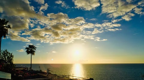 Balcony/Terrace, Sea view, Sunset