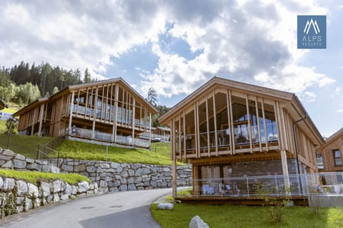 Property building, Facade/entrance, Off site