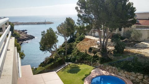 Bird's eye view, Garden view, Pool view, Sea view, Swimming pool
