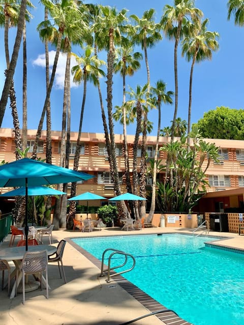 Property building, Swimming pool