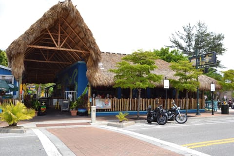Siesta Beach House 5950 #311 Apartment in Siesta Beach