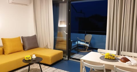 Balcony/Terrace, Living room, Seating area
