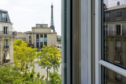 View (from property/room), Bedroom, City view
